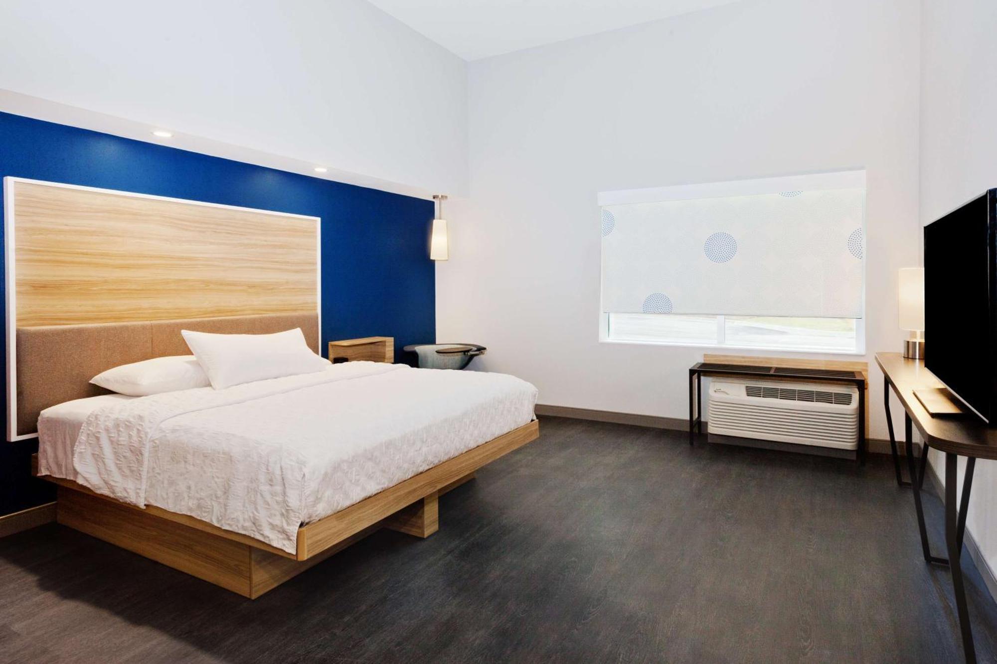 Tru By Hilton Auburn Hotel Buitenkant foto