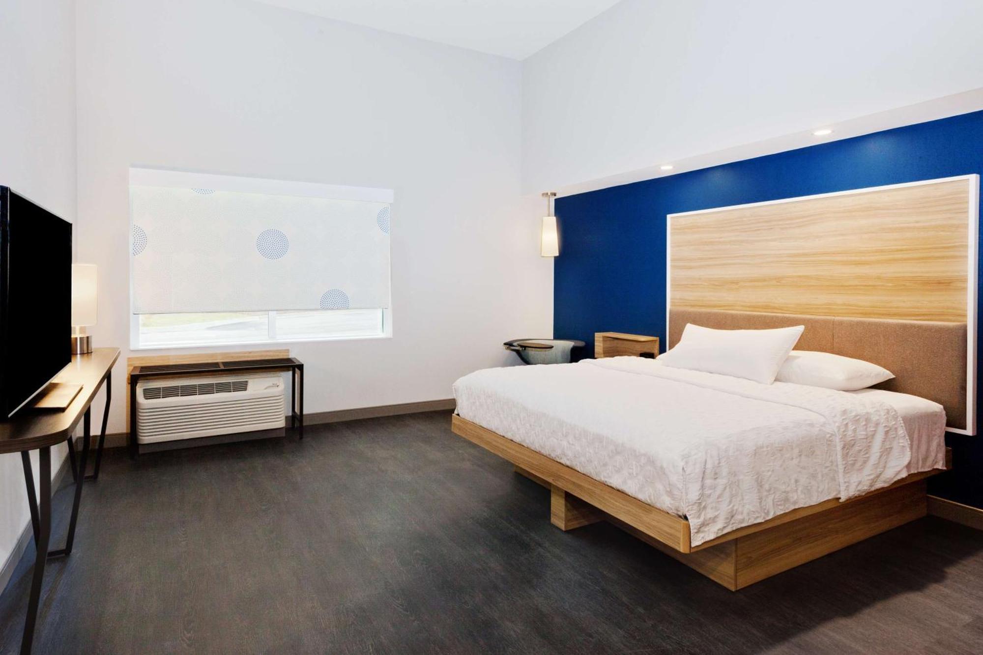 Tru By Hilton Auburn Hotel Buitenkant foto
