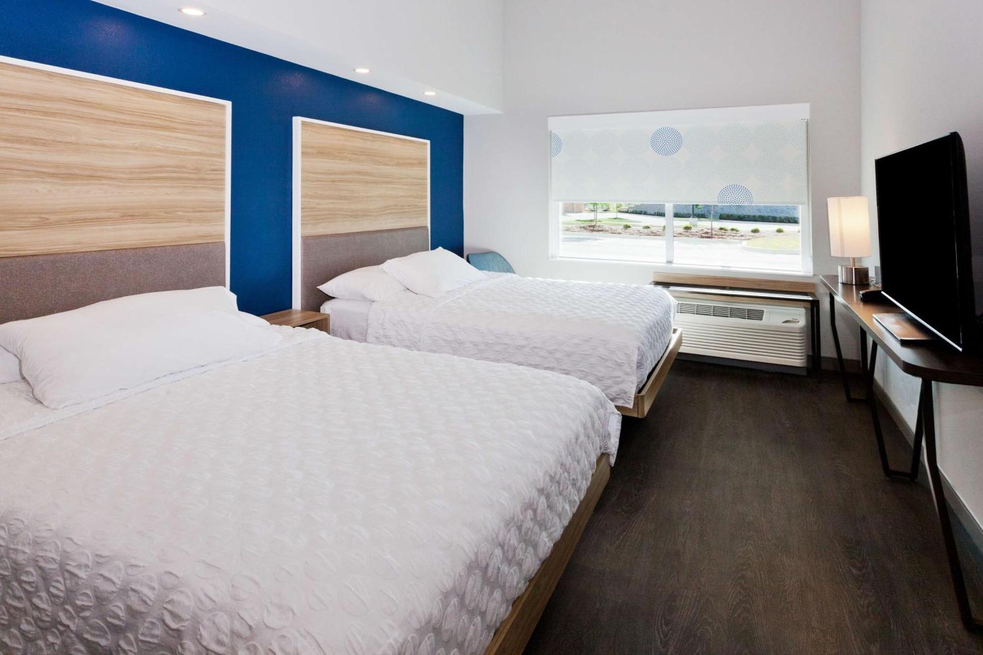 Tru By Hilton Auburn Hotel Buitenkant foto