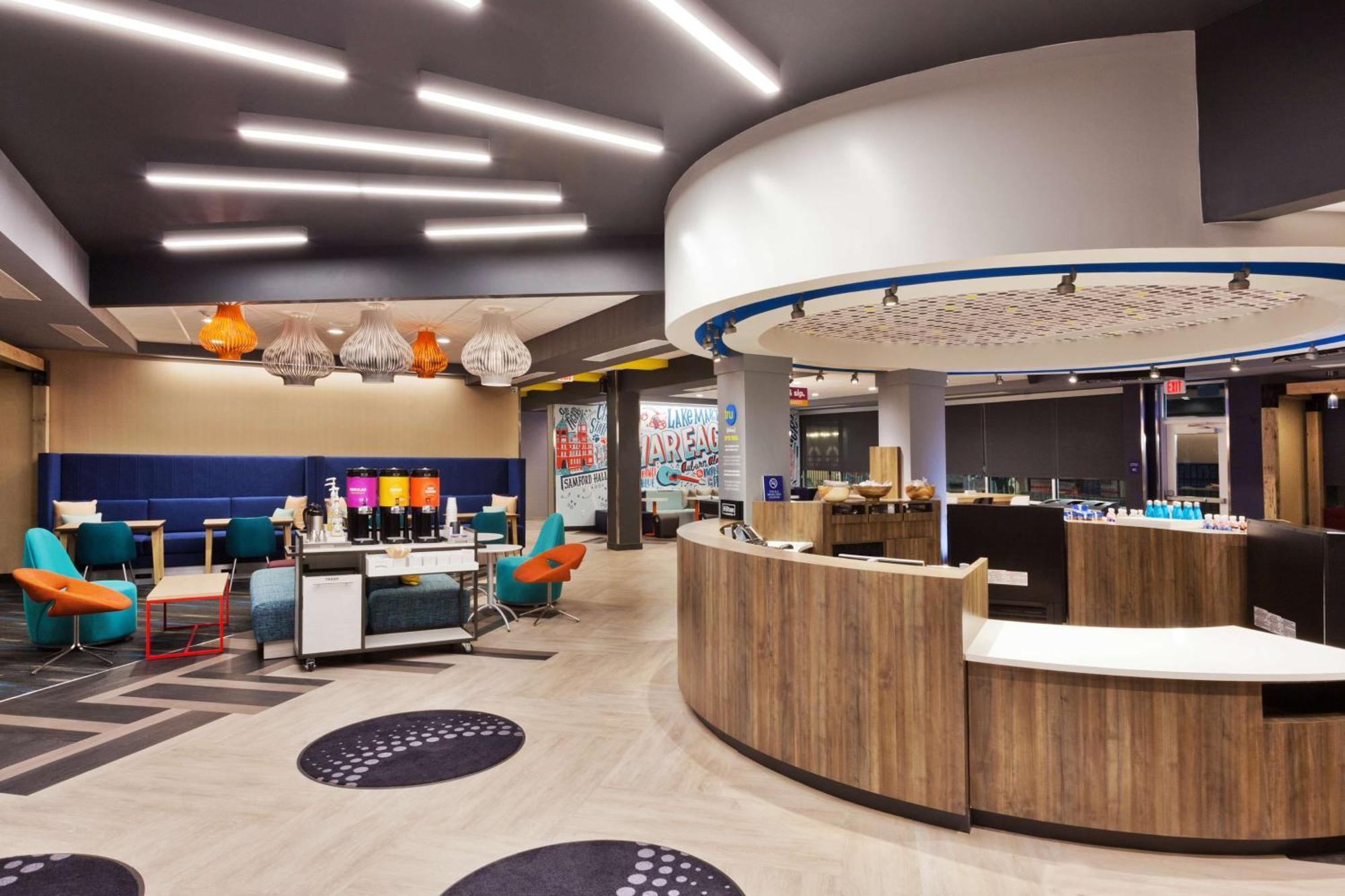 Tru By Hilton Auburn Hotel Buitenkant foto